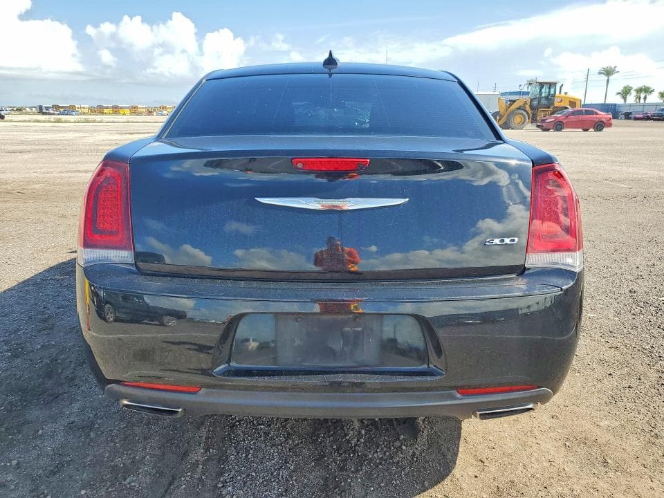2019 CHRYSLER 300 TOURING 6