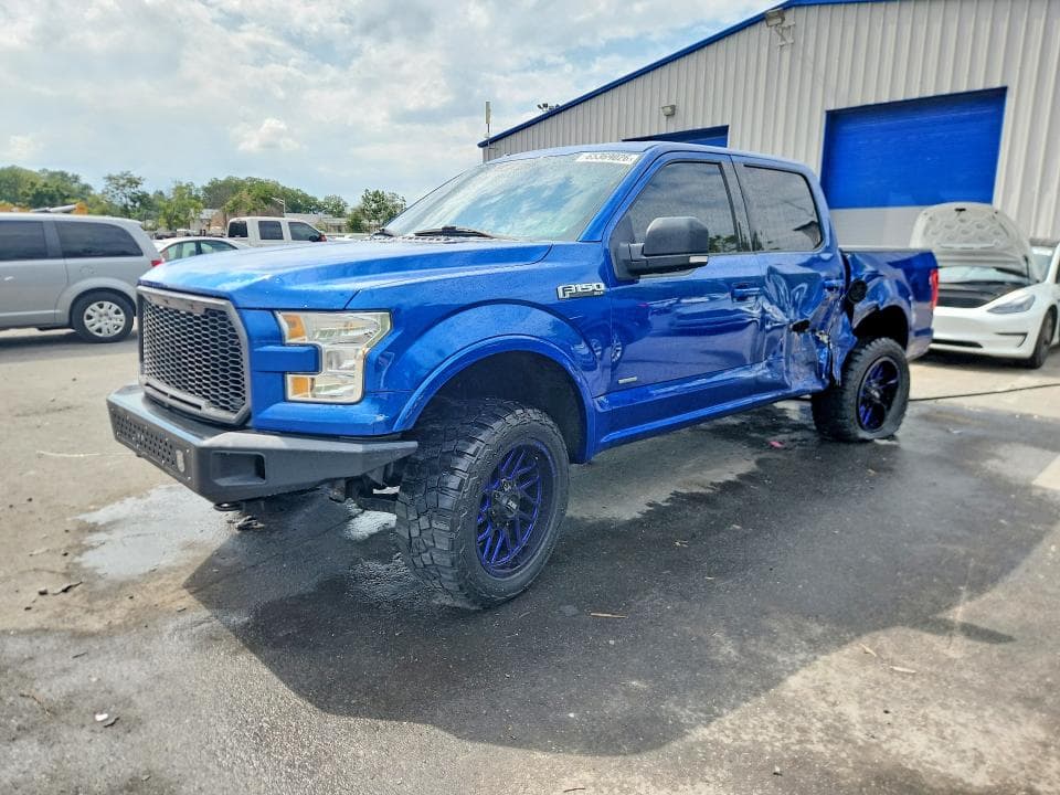 2017 FORD F150 SUPERCREW - 1