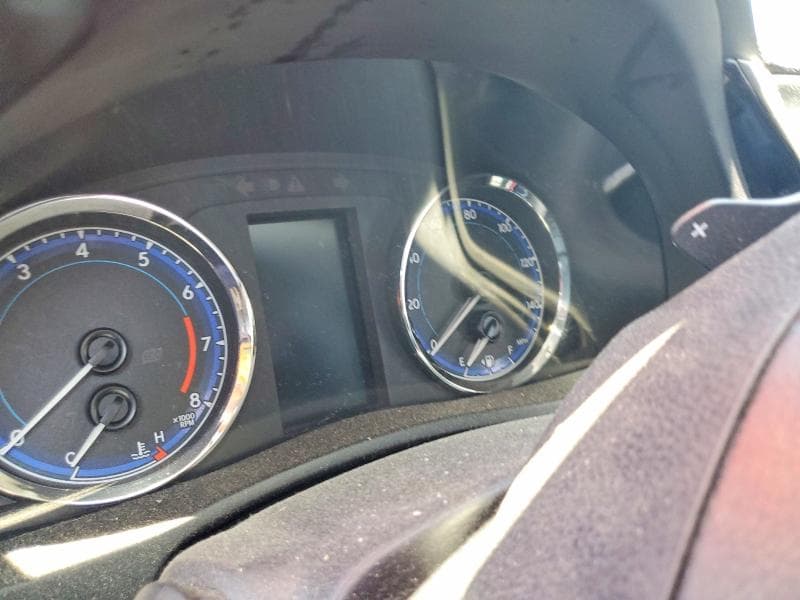 2019 TOYOTA COROLLA XSE 9