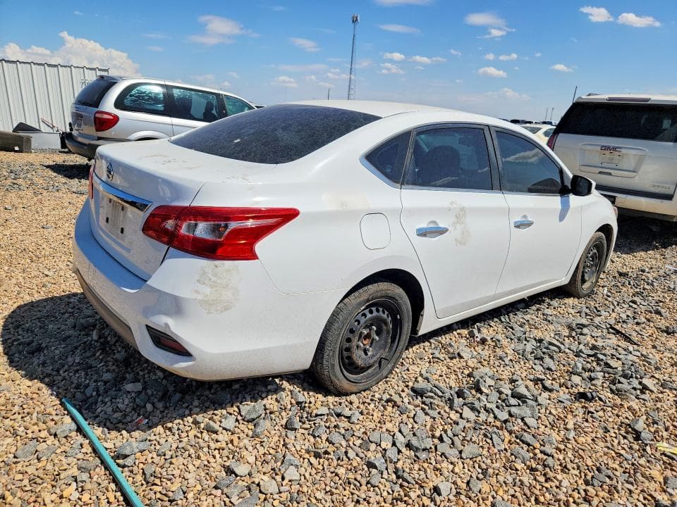 2018 NISSAN SENTRA S 3