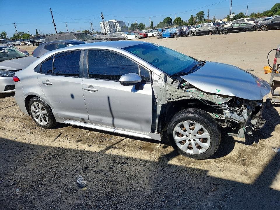 2020 TOYOTA COROLLA LE 4