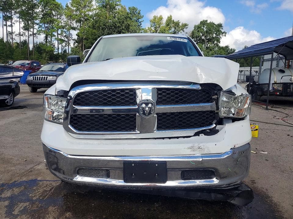 2024 RAM 1500 CLASSIC SLT 5