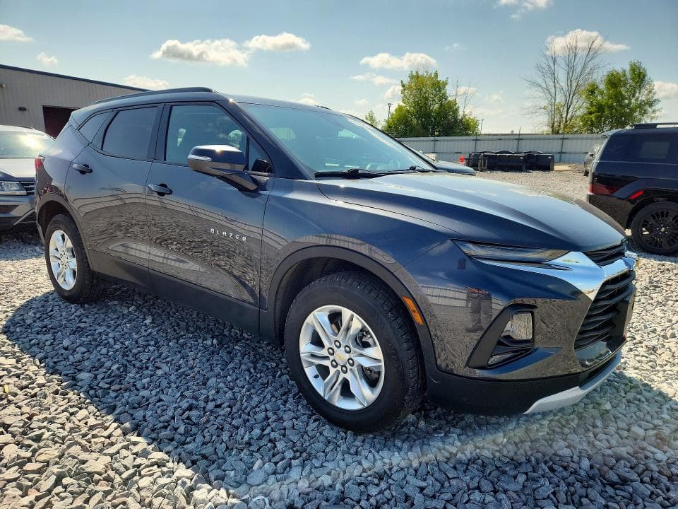 2022 CHEVROLET BLAZER 2LT 4