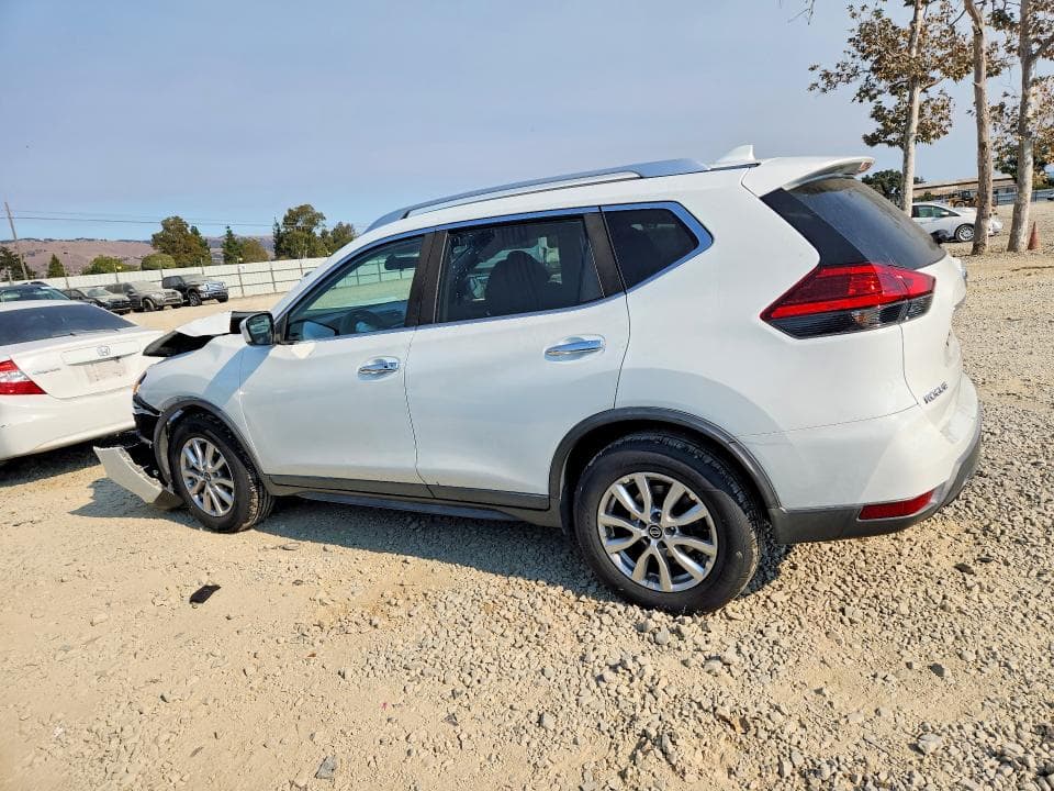 2017 NISSAN ROGUE SV 2