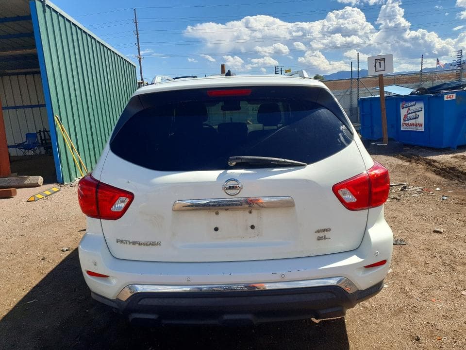2018 NISSAN PATHFINDER SL 6