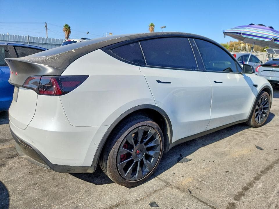 2021 TESLA MODEL Y 3