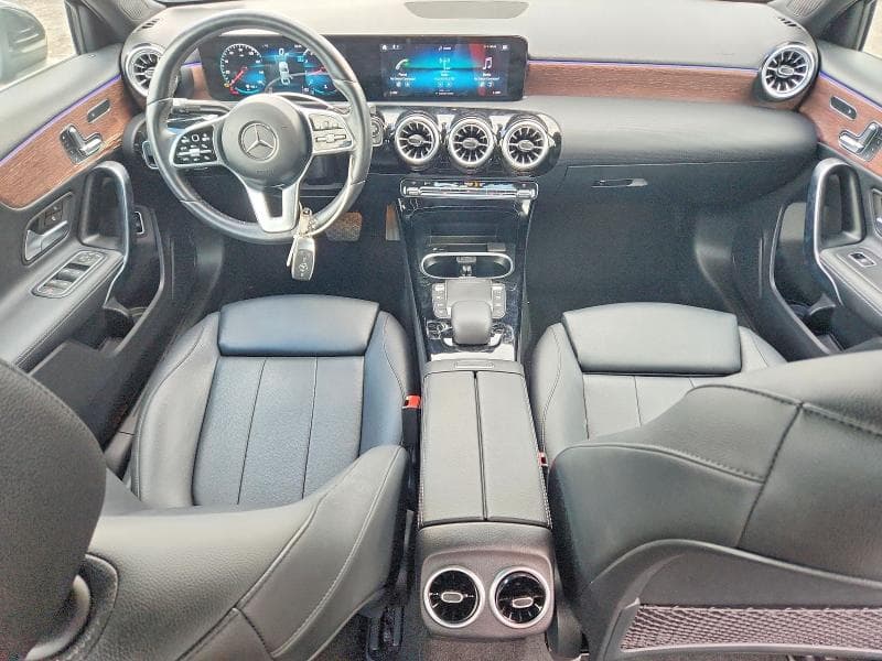 2022 MERCEDES-BENZ A 220 4MATIC 8
