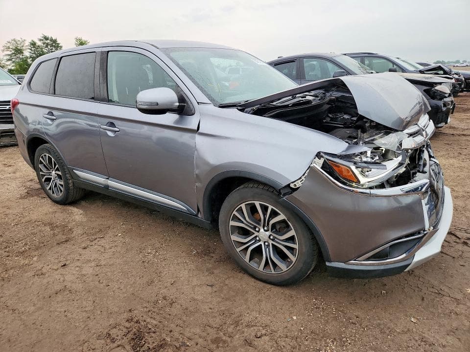2017 MITSUBISHI OUTLANDER SE 4