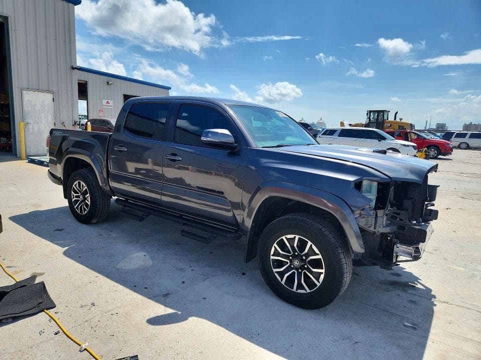 2023 TOYOTA TACOMA TRD SPORT 4
