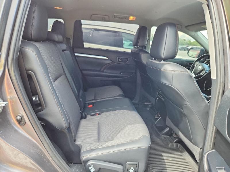 2019 TOYOTA HIGHLANDER LE PLUS 11
