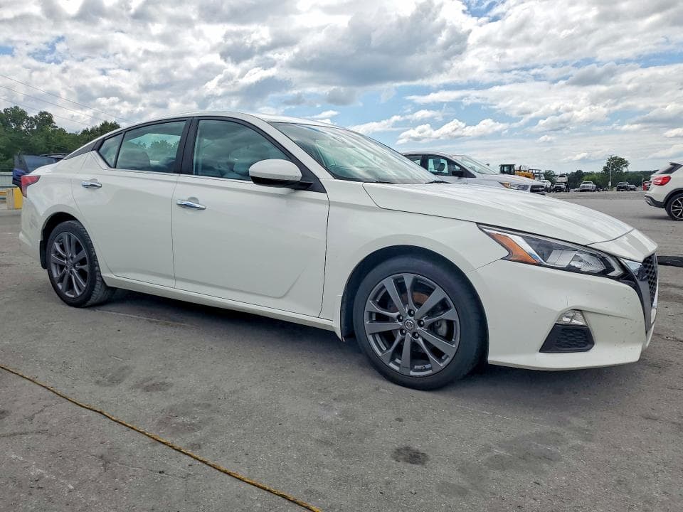2019 NISSAN ALTIMA S 4