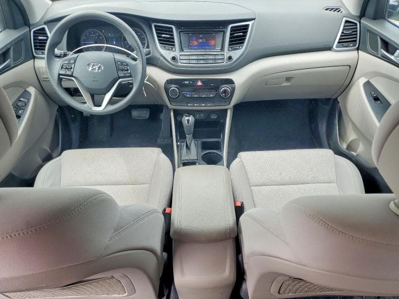 2017 HYUNDAI TUCSON SE 8