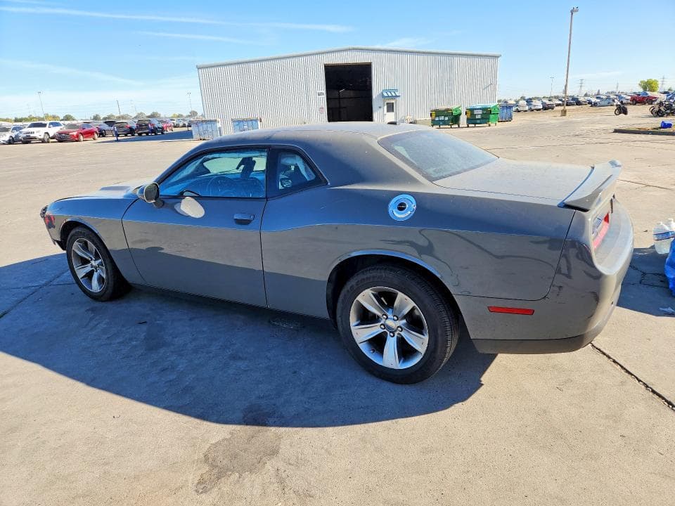 2018 DODGE CHALLENGER SXT 2
