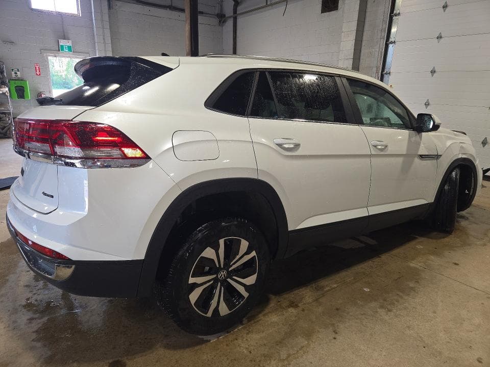 2026 VOLKSWAGEN ATLAS CROSS SPORT SE 3