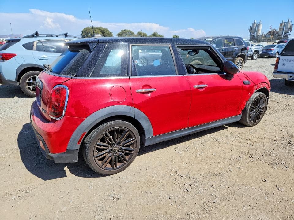 2022 MINI COOPER 3