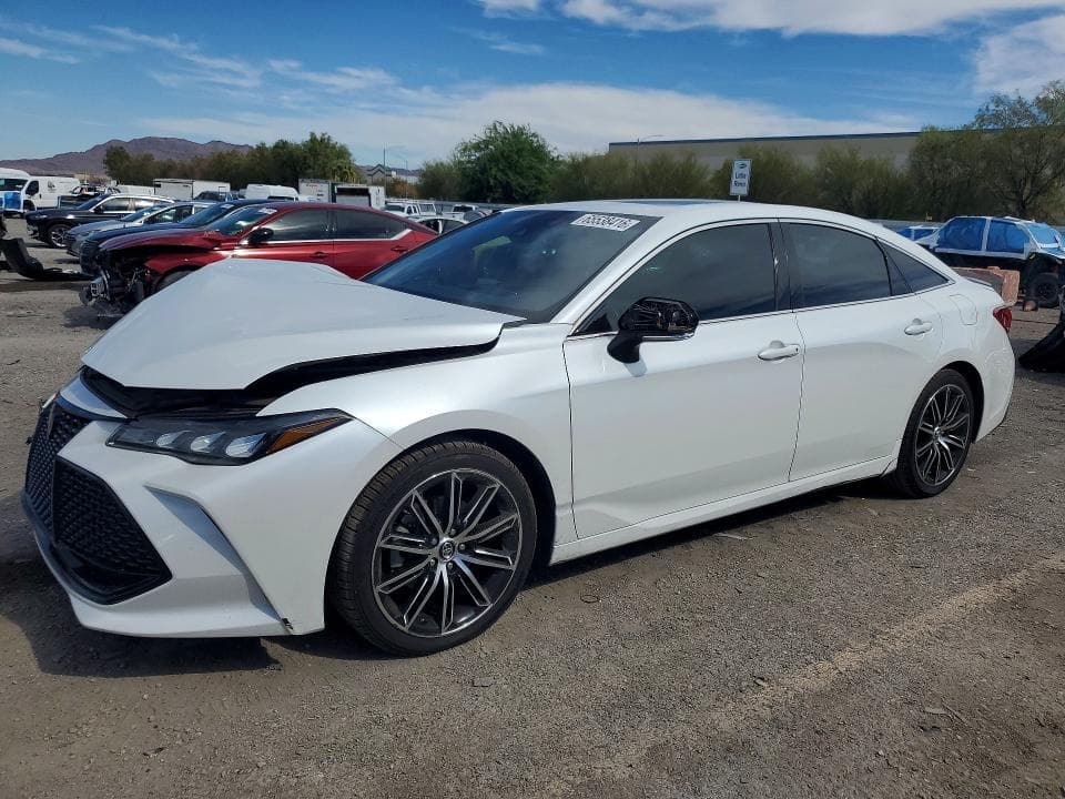 2019 TOYOTA AVALON XSE - 1