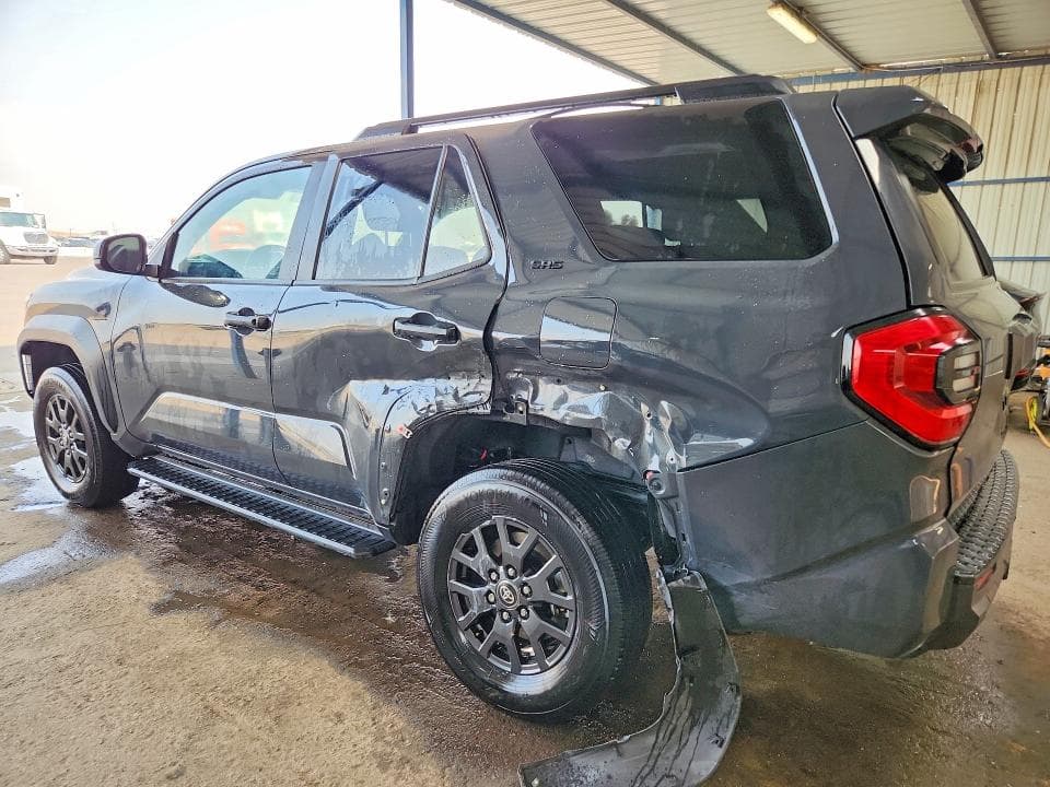 2025 TOYOTA 4RUNNER SR5 2