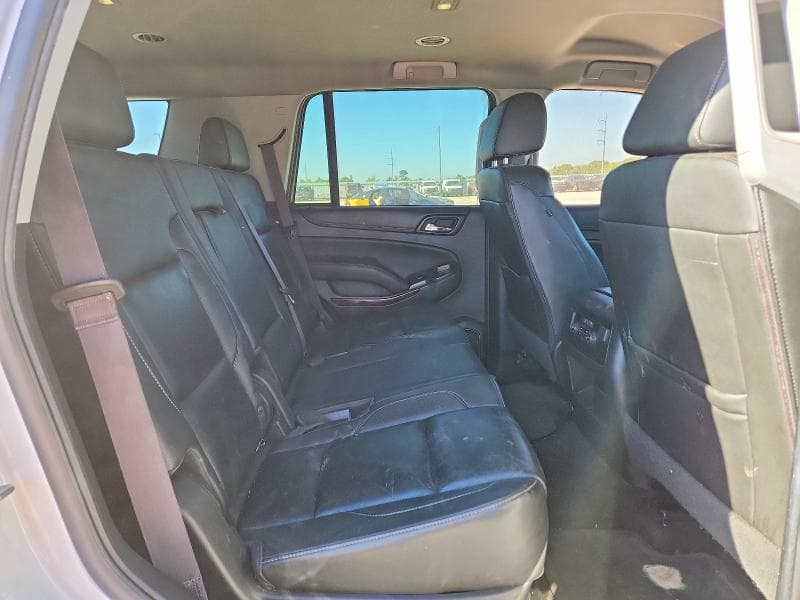 2017 GMC YUKON SLT 11