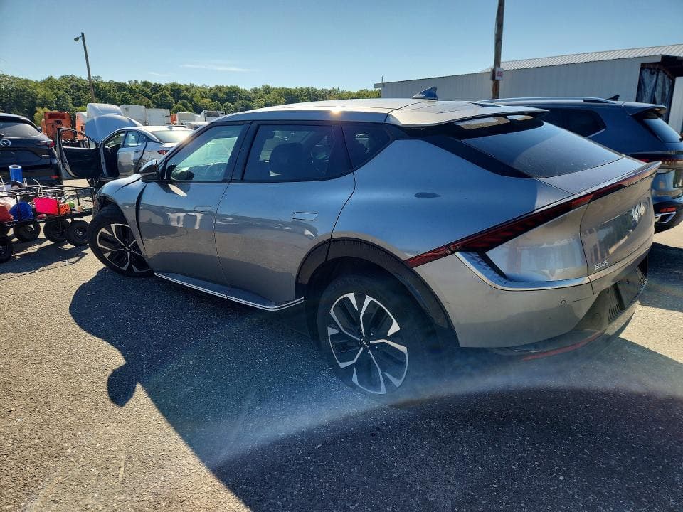 2023 KIA EV6 WIND 2