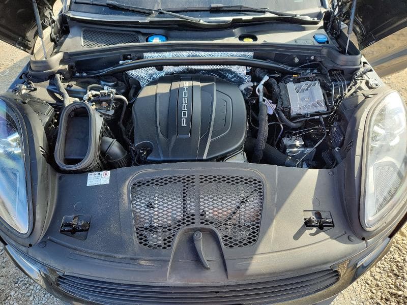2019 PORSCHE MACAN 11