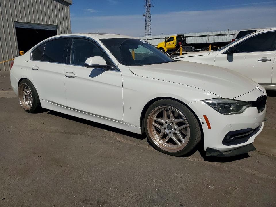 2017 BMW 330E 4