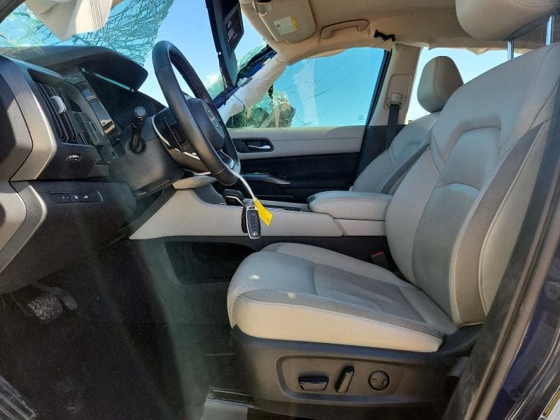 2023 NISSAN PATHFINDER SL 7