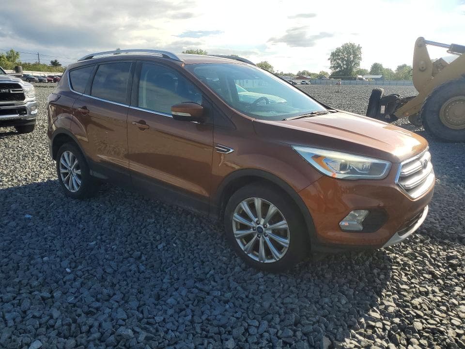 2017 FORD ESCAPE TITANIUM 4