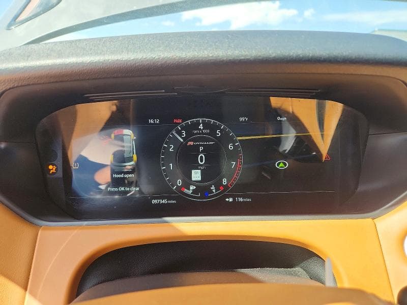 2018 LAND ROVER RANGE ROVER VELAR R-DYNAMIC HSE 9