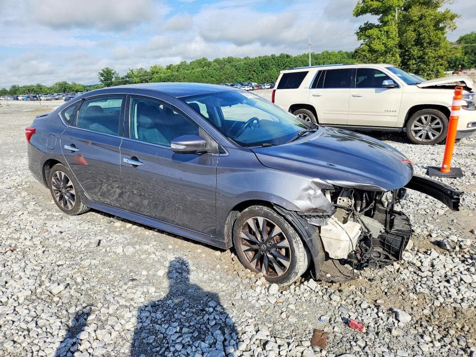 2019 NISSAN SENTRA SR 4