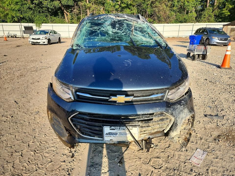 2021 CHEVROLET TRAX 1LT 5