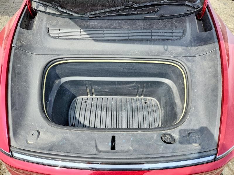 2026 TESLA MODEL Y 12