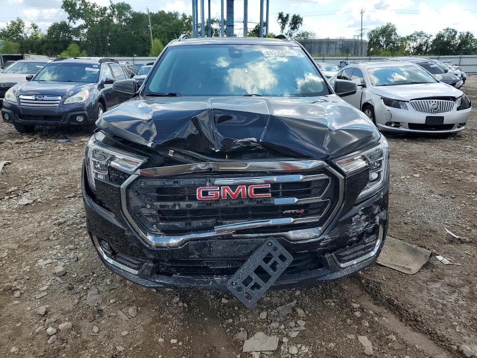 2023 GMC TERRAIN AT4 5