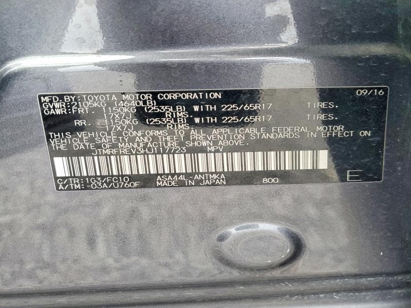 2017 TOYOTA RAV4 XLE 13