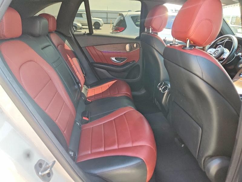 2021 MERCEDES-BENZ GLC 300 11