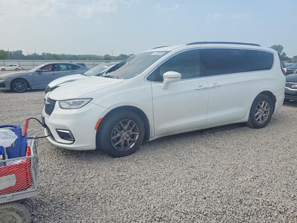 2022 CHRYSLER PACIFICA TOURING L - 1