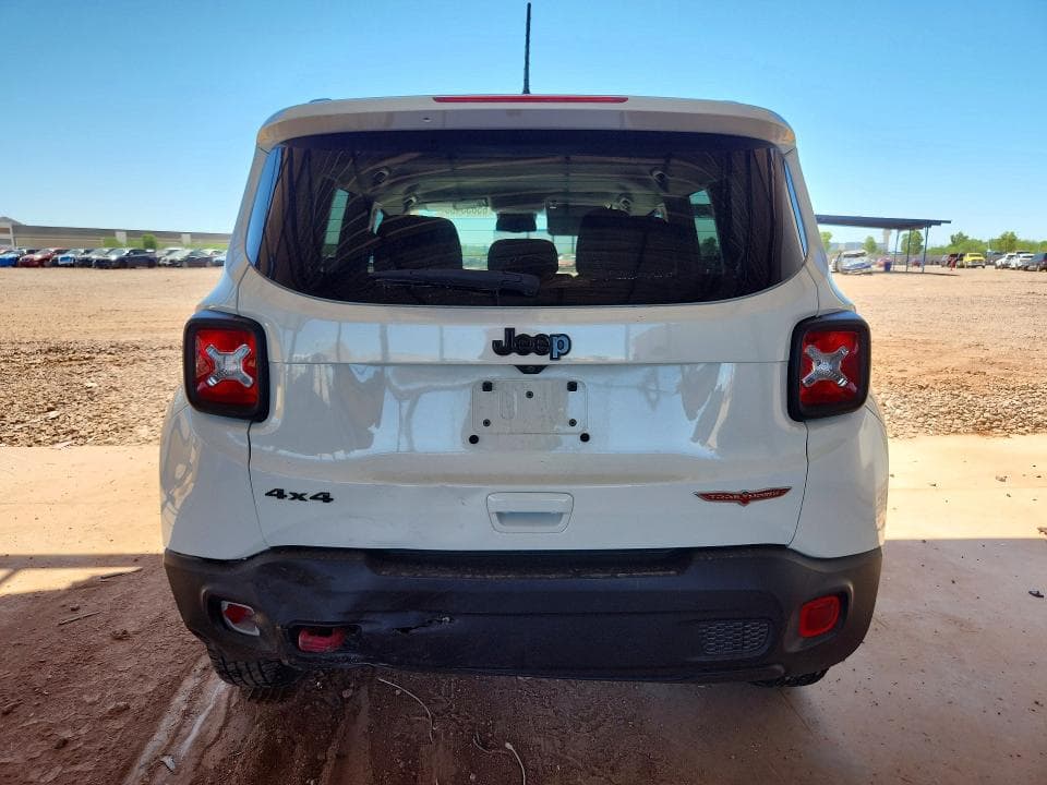 2023 JEEP RENEGADE TRAILHAWK 6