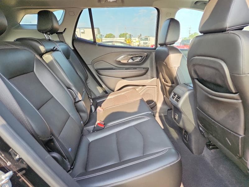 2022 GMC TERRAIN SLT 11
