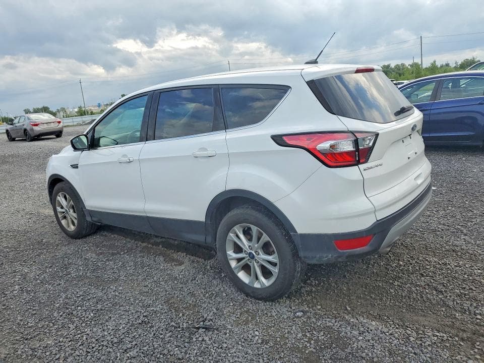 2017 FORD ESCAPE SE 2