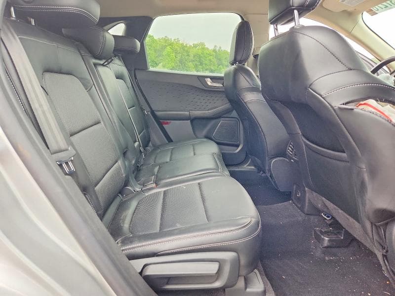 2020 FORD ESCAPE TITANIUM 11