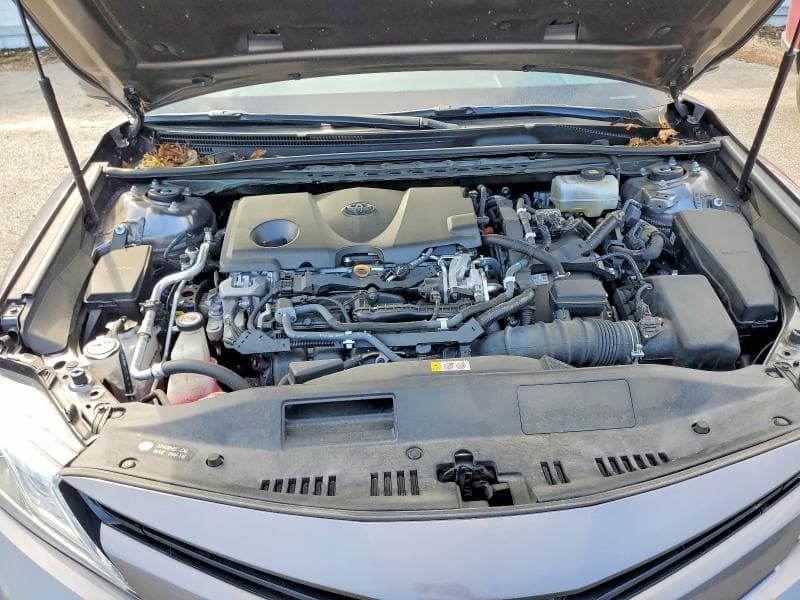 2019 TOYOTA CAMRY HYBRID XLE 11