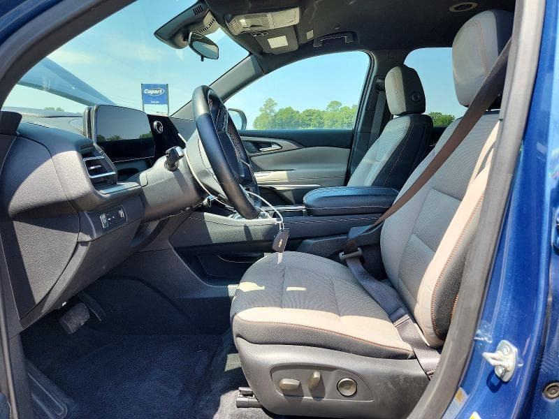 2025 CHEVROLET TRAVERSE LT 7