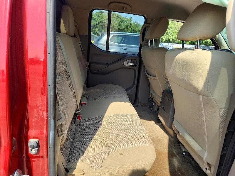 2018 NISSAN FRONTIER SV 10