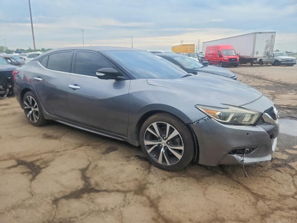2018 NISSAN MAXIMA 3.5 SV 4