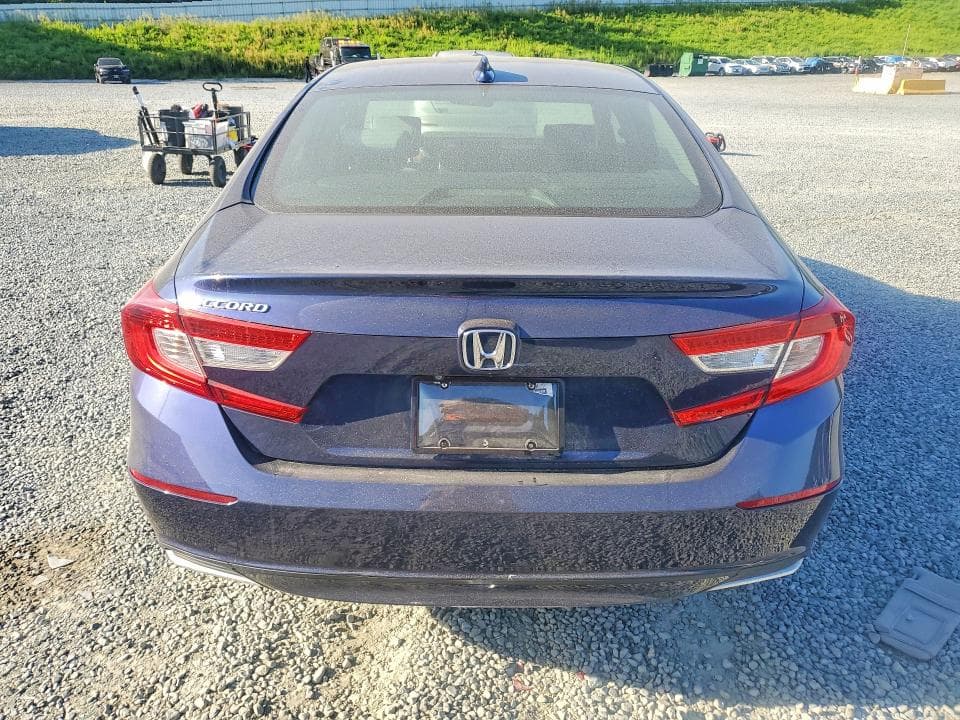 2018 HONDA ACCORD EX 6
