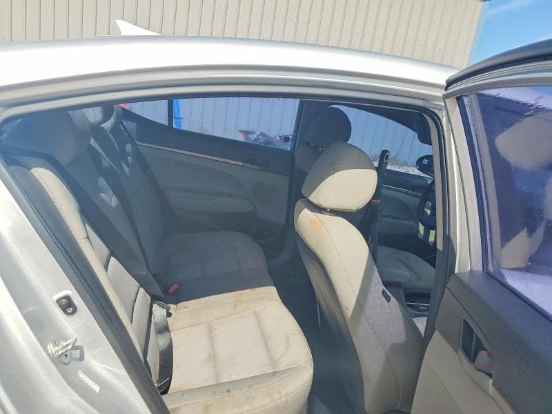 2017 HYUNDAI ELANTRA SE 10