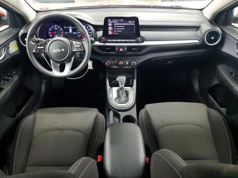 2023 KIA FORTE LXS 8