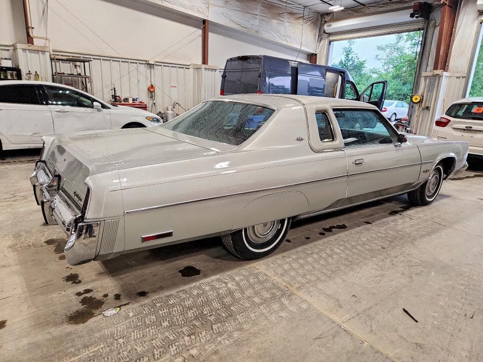 1976 CHRYSLER NEW YORKER 3
