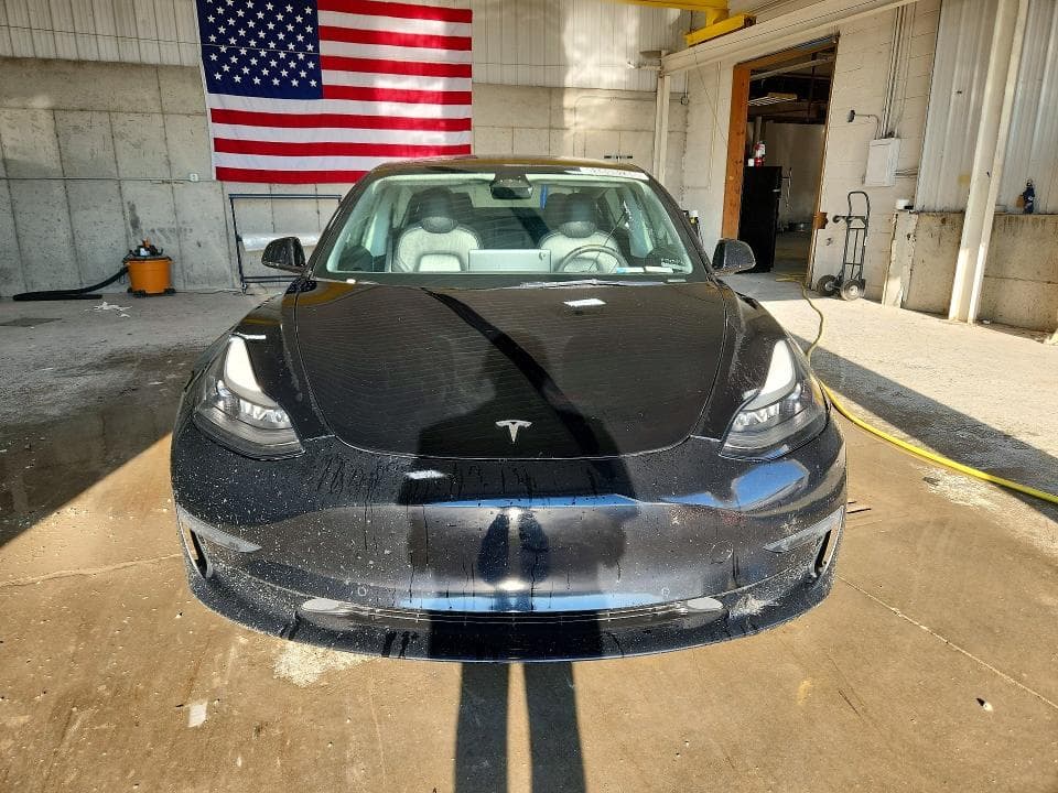 2022 TESLA MODEL 3 5