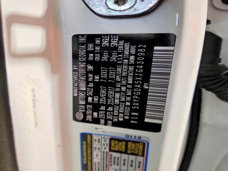 2018 KIA SORENTO LX V6 13