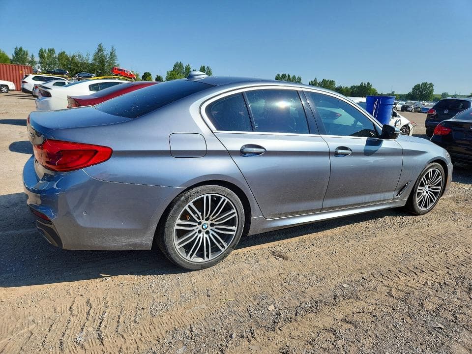 2017 BMW 540 XI 3